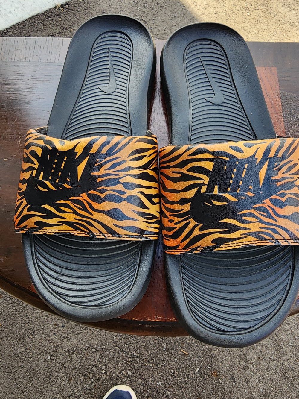 Nike Men’s Black & Orange Tiger-Print Slide Sandals